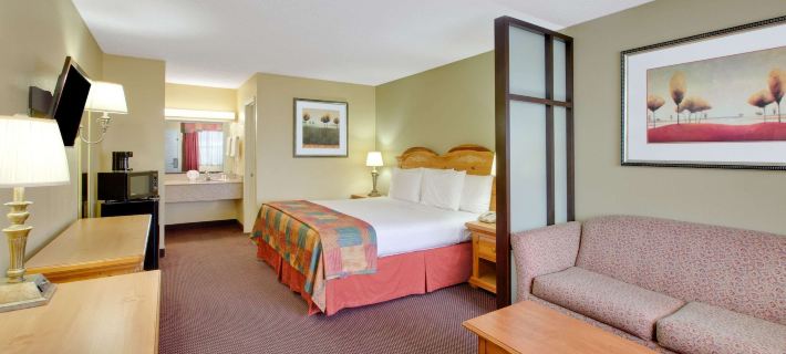 Baymont by Wyndham Terrell Hotels in Kaufman County