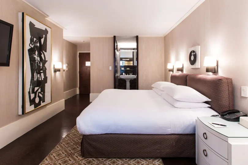 City Club Hotel