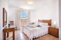 Jardim da Meia Praia Resort - รีสอร์ท
