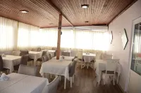 Burhaniye Merkez Otel - breakfast