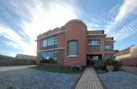 Harewood Lodge Hotels in Gonubie