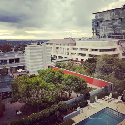 Holiday Inn JOHANNESBURG - ROSEBANK by IHG Hotels near Johannesburg Stadium