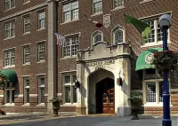 Windsor Arms Hotel Отели в г. Торонто