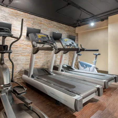 Clarion Hotel & Suites