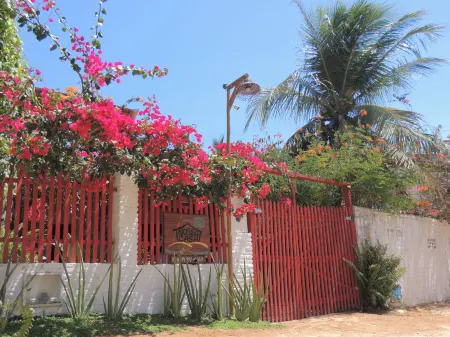 Nossa Casa em Jeri Отели рядом с достопримечательностью «iNViMOB - Jorge Alves CRECi 6446 F - Property (land, house,...) for Sale»