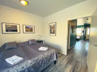 Bakki Apartments & Hostel Hotels in Arborg