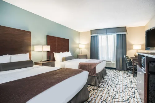 Days Inn & Suites by Wyndham Wausau Hotel a Weston