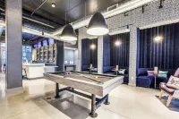 Aloft Dallas Arlington Entertainment District - Pools
