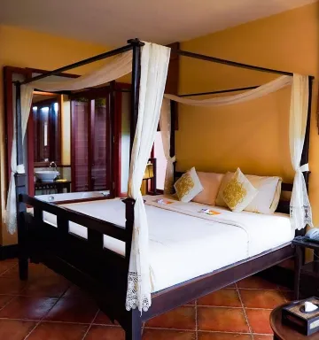 ห้องดีลักซ์ เตียงใหญ่ 1 เตียง