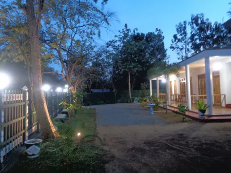 Jungle View Guest Отели рядом с достопримечательностью «Shiva Devale No.2»