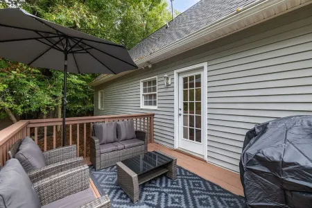 Game room, great for families, centrally located in Piedmont Triad