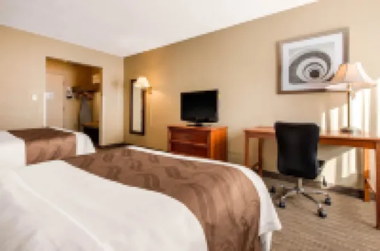 Quality Inn & Suites New Castle