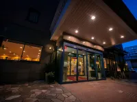 Fukuoka Floral Inn Nishinakasu Отели рядом с достопримечательностью «Парк Кего»