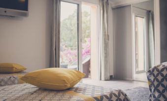 Villa Nais B&B
