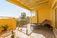 Calahonda Royale Seaview Suite - Happy Rentals