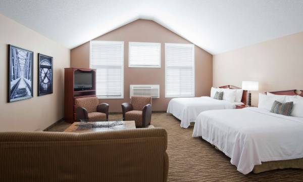 GrandStay Residential Suites Hotel - Eau Claire