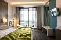 Hotel on Plonge Junior