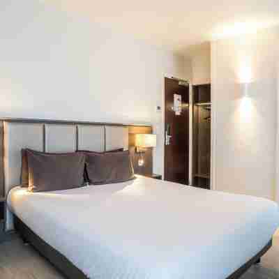 Hôtel de Flore - Paris Montmartre Rooms
