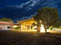 Quality Inn Hotels in Taos County