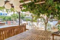 Captain Karas Holidays Apartments