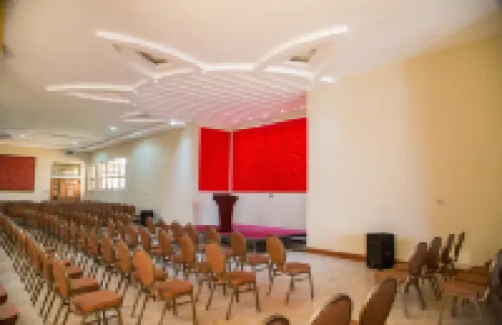 奈瓦夏湖度假村