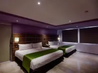 Hotel Kavia Hotels near Parque las Palapas