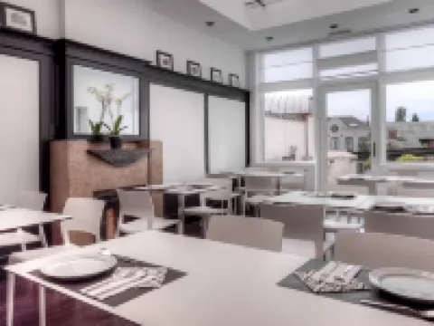 Hotel St James Hotéis em Mons