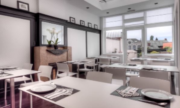 Hotel St James - Housity