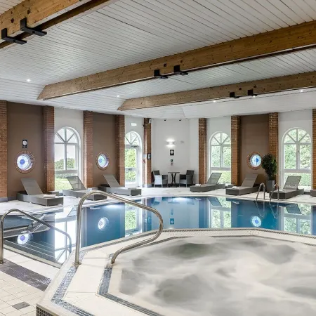Hogs Back Hotel & Spa Nr Farnham