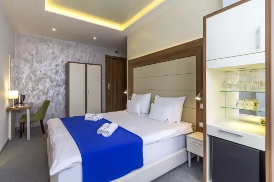 中央公園特級套房酒店