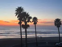 Tropical Retreat. Great for 6-8 guest. Close to beaches.