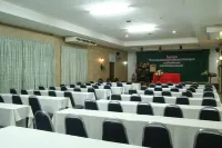 Huaykhakhaeng Country Home Resort Hotels in Ban Rai