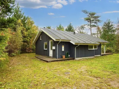 8 Person Holiday Home in Grenaa-by Traum Hotels near Katholm Gods v/Marie Therese Collet