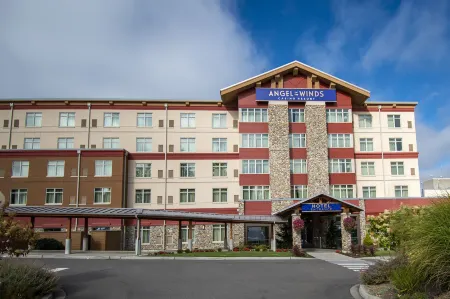 Angel of the Winds Casino Resort Отели в г. Лейк Гудвин