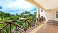 Paradise Cove Resort Hotels in West End Village