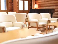 Log Hotel the Maple Lodge