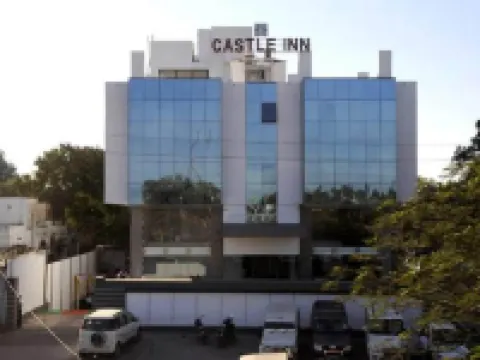 Castle Inn Hotels in Khandwa