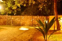 Lizard Safari Lodge Hotels near Bodhimaluwa Temple