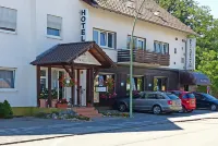 Hotel Restaurant Schwyzerhuesli Hotels in Viernheim