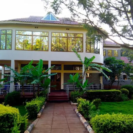 Green Hills Lodge