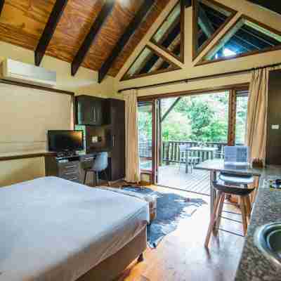 Thunzi Bush Lodge Rooms