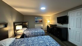 Catalina Airport Motel