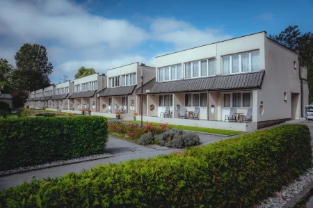 Ljubljana Resort Hotel & Camping Отели в г. Трзин