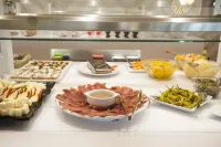 Villa Mandi Golf Resort - Breakfast