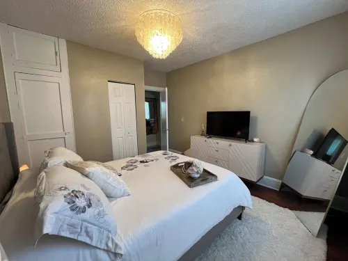 Apartment in St. Petersburg - Minutes from Downtown