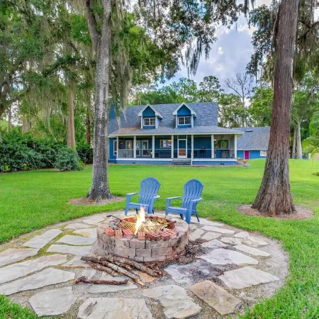 A perfect Lake House get away