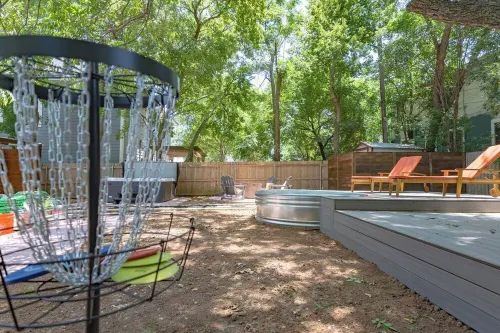 Harp Haven: Silos, Pool, Hot Tub, Fire Pit, King Beds & More