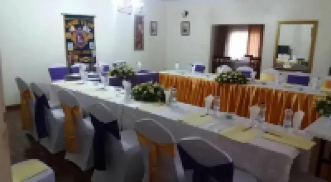 Sago Palm Executive Lodge