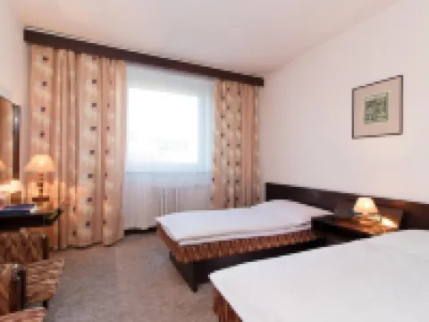 莫庫爾酒店 - 捷克賈布朗尼城 尼斯河畔亞布洛內茨酒店