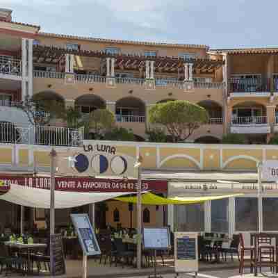 Hôtel de l'Esterel Pierre & Vacances Hotel Exterior